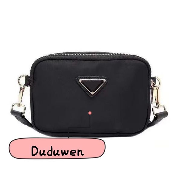 17x5x11cm classic nylon pr makeup storage strap bag fashion cosmetic gift collection item triangle mark2433, Blue;pink
17x5x11cm classic nylon pr makeup storage strap bag fashion cosmetic gift collection item triangle mark2433, Blue;pink