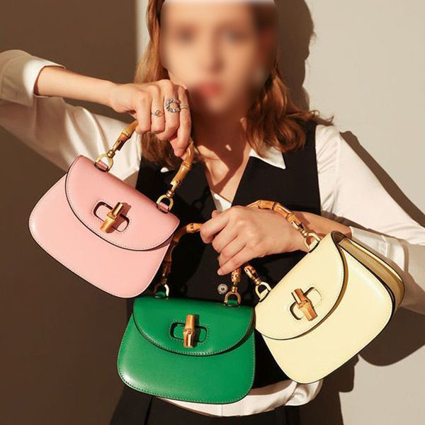 2023 luxurys women handbags semicircle crossbody designer bag tote bag leather purses fashion fallow sense of advanced bamboo saddle bag han
2023 luxurys women handbags semicircle crossbody designer bag tote bag leather purses fashion fallow sense of advanced bamboo saddle bag han