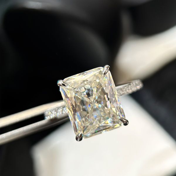 designer diamond ring luxury cubic zircon ring fashion ladies holiday gifts size 6-10, Golden;silver
designer diamond ring luxury cubic zircon ring fashion ladies holiday gifts size 6-10, Golden;silver