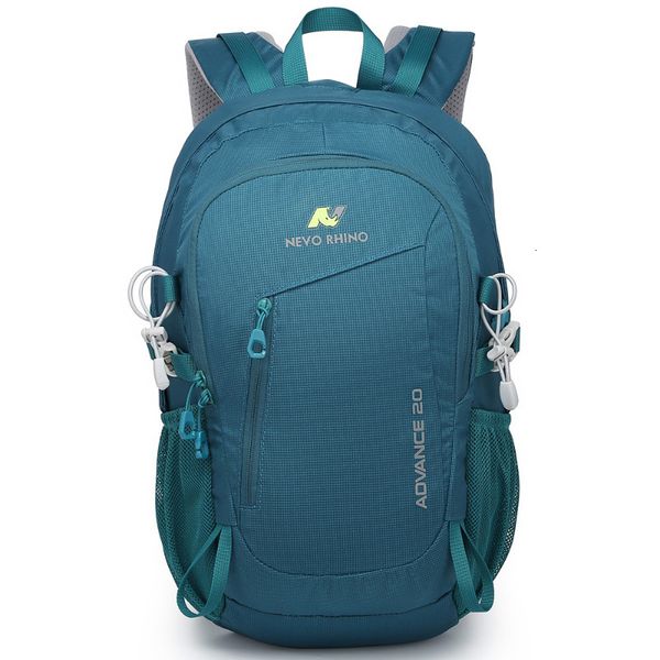 school bags chikage 20l backpack waterproof hiking travel climbing outdoor sports portable large capacity lightweight 230823
school bags chikage 20l backpack waterproof hiking travel climbing outdoor sports portable large capacity lightweight 230823