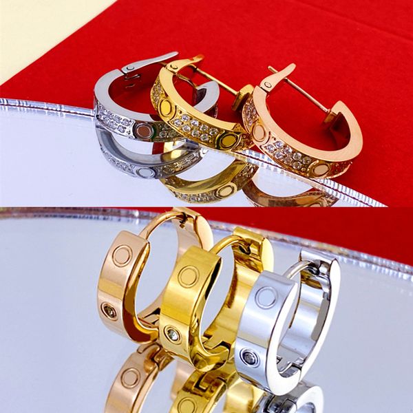 new love stud earrings for women luxury jewelry ear rings lovers fashion classic lady earing engagement wedding studs earrings, Golden;silver
new love stud earrings for women luxury jewelry ear rings lovers fashion classic lady earing engagement wedding studs earrings, Golden;silver