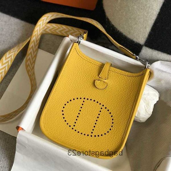 original evelyn classic litchi bag h purse tote bags small street casual versatile cowhide hollow out letter pattern one shoulder crossbody
original evelyn classic litchi bag h purse tote bags small street casual versatile cowhide hollow out letter pattern one shoulder crossbody