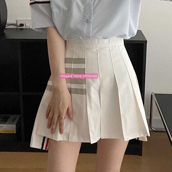 vhe1 2023 skirts tb white pleated skirt spring and autumn high waist college western dress summer a-line skirt slim skirt short skirt pants, Black
vhe1 2023 skirts tb white pleated skirt spring and autumn high waist college western dress summer a-line skirt slim skirt short skirt pants, Black