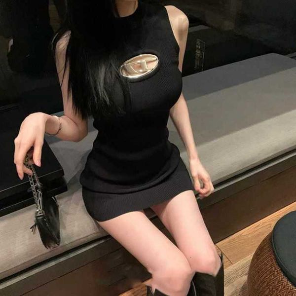 runway dresses designer summer new dress design sense hollow out metal label slim fit waist wrap hip style knitted children, Black
runway dresses designer summer new dress design sense hollow out metal label slim fit waist wrap hip style knitted children, Black
