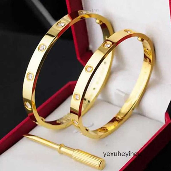 love screw bracelet fashion designer cuff luxury trendy bangle 18k gold plated steel diamond for women men nail bracelets silver classic des, Black
love screw bracelet fashion designer cuff luxury trendy bangle 18k gold plated steel diamond for women men nail bracelets silver classic des, Black