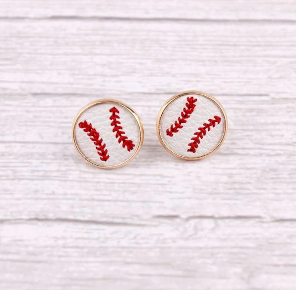 2020 new arrival embroidery baseball leather round stud earrings for women mini round leather sport ear stud jewelry whole2568129, Golden;silver
2020 new arrival embroidery baseball leather round stud earrings for women mini round leather sport ear stud jewelry whole2568129, Golden;silver