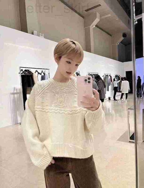womens knits & tees designer shenzhen cream white ce lin family round neck pullover wool triumphal arch embroidery knit
womens knits & tees designer shenzhen cream white ce lin family round neck pullover wool triumphal arch embroidery knit