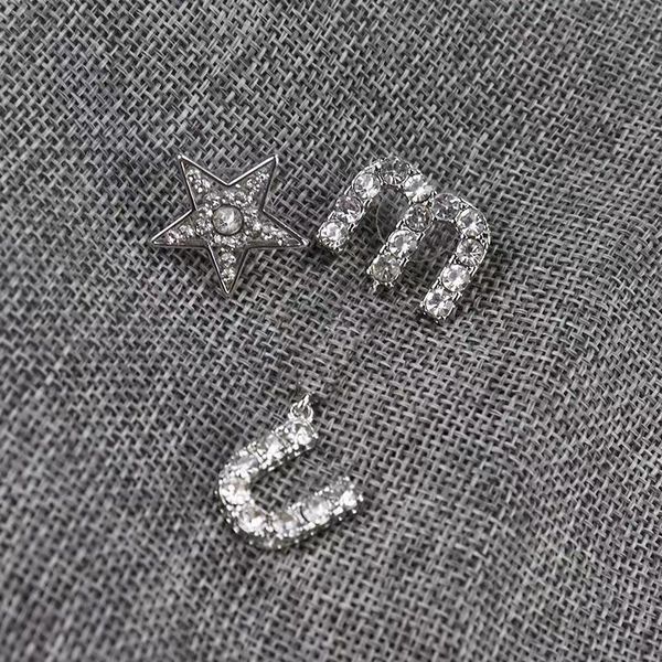 miu star letter diamond tassel asymmetric earrings s925 silver needle earrings, Golden;silver
miu star letter diamond tassel asymmetric earrings s925 silver needle earrings, Golden;silver
