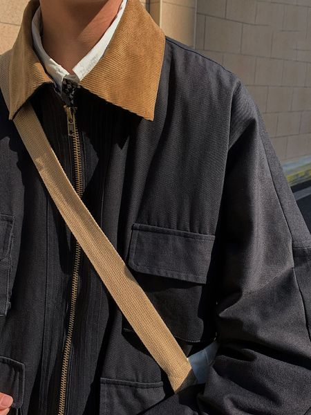 men's jackets autumn winter cargo jacket multipocket workwear bomber high street contrast color grunge urban style coat 230822, Black;brown
men's jackets autumn winter cargo jacket multipocket workwear bomber high street contrast color grunge urban style coat 230822, Black;brown
