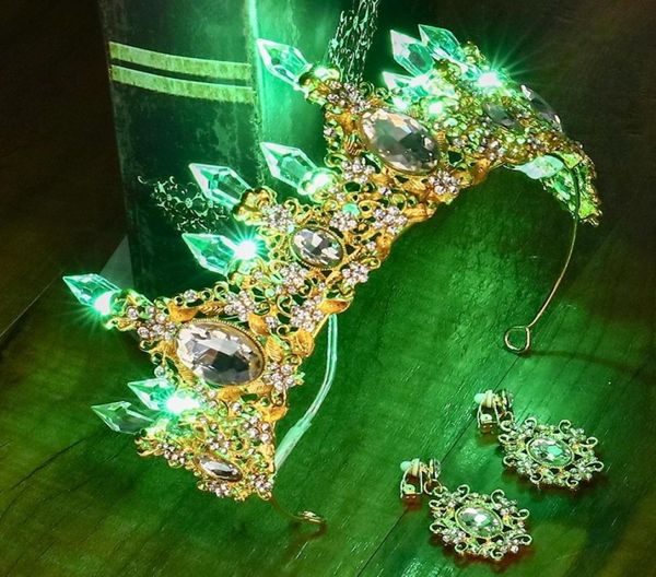 luminous gold crown women brithday party wedding hair decorations lighting tiara crown bride flower queen crown hair jewelry y20045594800, Slivery;golden
luminous gold crown women brithday party wedding hair decorations lighting tiara crown bride flower queen crown hair jewelry y20045594800, Slivery;golden