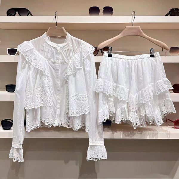 designer two-piece set, embroidered hollowed out floral ruffled collar shirt and skirt pants set, new for autumn and winter 2023, White
designer two-piece set, embroidered hollowed out floral ruffled collar shirt and skirt pants set, new for autumn and winter 2023, White