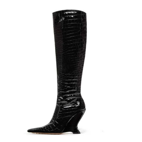 pointed high boots for women with sloping heels and spring autumn new patent leather straight zipper stitching simple fashion 230822, Black
pointed high boots for women with sloping heels and spring autumn new patent leather straight zipper stitching simple fashion 230822, Black