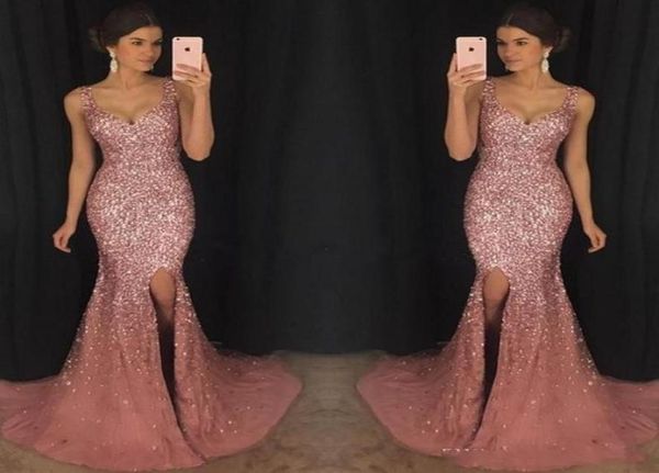 2020 rose pink bling v neck mermaid evening dresses luxury crystal beaded pageant dress major beading split sweep train formal pro6916809, Black;red
2020 rose pink bling v neck mermaid evening dresses luxury crystal beaded pageant dress major beading split sweep train formal pro6916809, Black;red