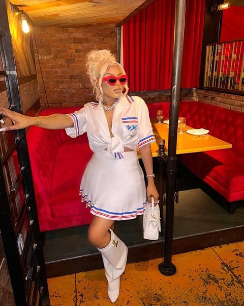 two piece dress stylish lady striped letter printed 2 set women half sleeve shirt and pleated mini skirts 2023 summer elegant outfits 230823, White
two piece dress stylish lady striped letter printed 2 set women half sleeve shirt and pleated mini skirts 2023 summer elegant outfits 230823, White