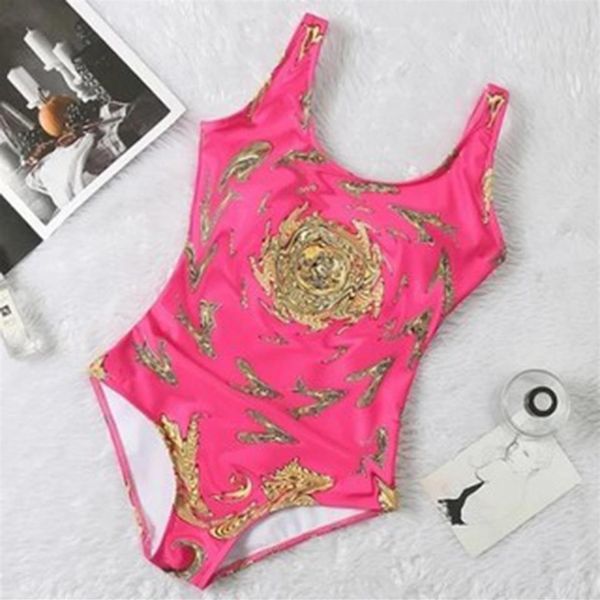2021 new one-piece printed bikini european red high-end swimsuit women swimwear swim suit swimwea r bikinis set push upswimsuit ba307u
2021 new one-piece printed bikini european red high-end swimsuit women swimwear swim suit swimwea r bikinis set push upswimsuit ba307u