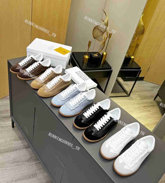 designer shoes leather handmade flat base ventilate relax outdoor trainers sneakers casual shoes women men trainers, Black
designer shoes leather handmade flat base ventilate relax outdoor trainers sneakers casual shoes women men trainers, Black