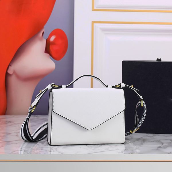 luxury new color designer shopping leather fashion crossbody bag large capacity wide strap trend summer women's shoulder bag
luxury new color designer shopping leather fashion crossbody bag large capacity wide strap trend summer women's shoulder bag