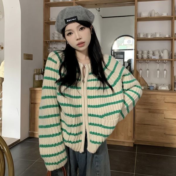 womens sweaters french vintage double zipper striped sweater coat women spring and autumn design feel loose knitted cardigan female 230822, White;black
womens sweaters french vintage double zipper striped sweater coat women spring and autumn design feel loose knitted cardigan female 230822, White;black