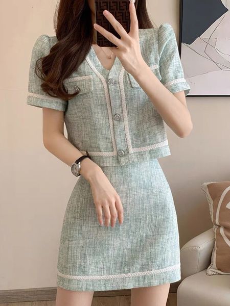 two piece dress french vintage small fragrance set women short jacket coat mini skirt sets korean fashion summer 2 outfit 230823, White
two piece dress french vintage small fragrance set women short jacket coat mini skirt sets korean fashion summer 2 outfit 230823, White