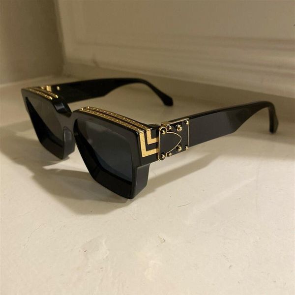 millionaire sunglasses frame color black gold w box fashion sunglasses man woman goggle beach sun glasses uv400 07n, White;black
millionaire sunglasses frame color black gold w box fashion sunglasses man woman goggle beach sun glasses uv400 07n, White;black