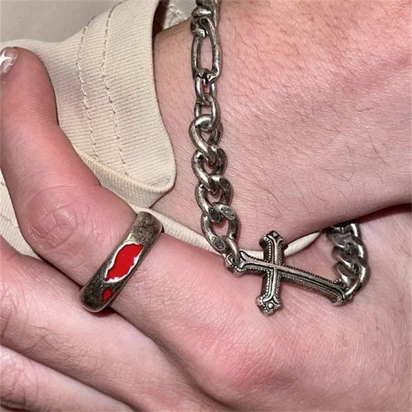 ins dark design trendy light luxury high grade handmade 925 sterling silver ring for men and women couple niche accessories
ins dark design trendy light luxury high grade handmade 925 sterling silver ring for men and women couple niche accessories
