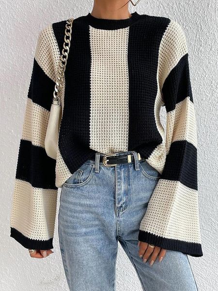 womens sweaters autumn striped pullovers women vintage knitted sweater female loose o neck flare sleeve pullover laides elegant casual knitw, White;black
womens sweaters autumn striped pullovers women vintage knitted sweater female loose o neck flare sleeve pullover laides elegant casual knitw, White;black
