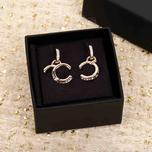 2023 luxury quality charm special drop earring with diamond in 18k gold plated have box stamp ps7498b, Golden
2023 luxury quality charm special drop earring with diamond in 18k gold plated have box stamp ps7498b, Golden