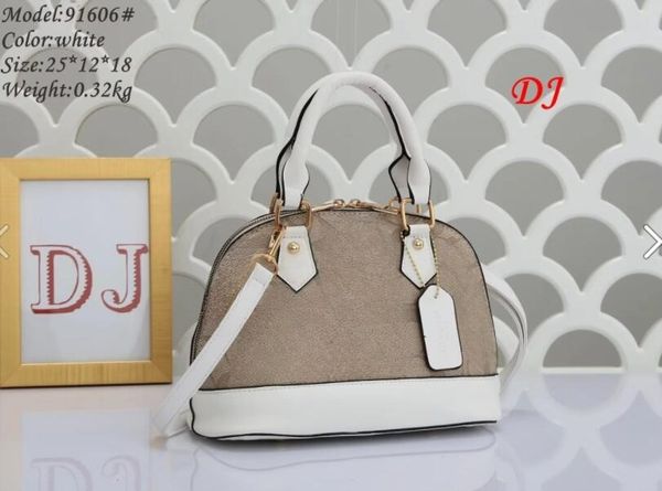 le bambinou bags designer shoulder bags luxury handbag the tote bag woman baguette handbags fashion plain phone purse gold letters leather
le bambinou bags designer shoulder bags luxury handbag the tote bag woman baguette handbags fashion plain phone purse gold letters leather