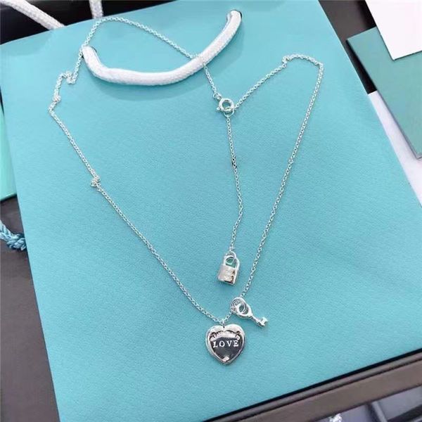 designer love key necklaces pendants jewelry stars moon lover fashion europen women alloy necklace for hypoallergenic, Silver
designer love key necklaces pendants jewelry stars moon lover fashion europen women alloy necklace for hypoallergenic, Silver