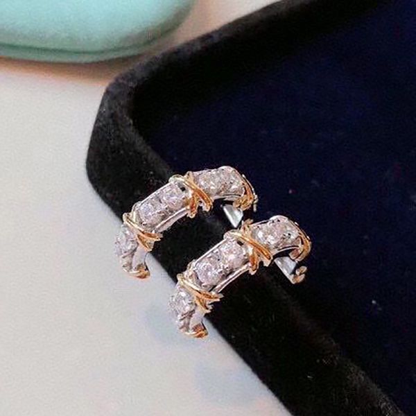 luxury diamond earring designer earrings for woman with fashion jewelry for women two color mixed and crossed for ladies christmas valentine, Golden;silver
luxury diamond earring designer earrings for woman with fashion jewelry for women two color mixed and crossed for ladies christmas valentine, Golden;silver