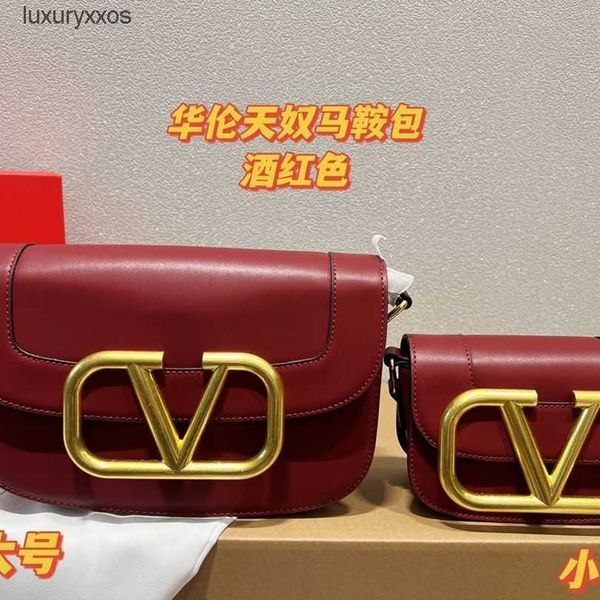 high edition purse women's v star early evening beauty valentinoc crossbody bags solid color large style bag lady fashionable one shoul
high edition purse women's v star early evening beauty valentinoc crossbody bags solid color large style bag lady fashionable one shoul