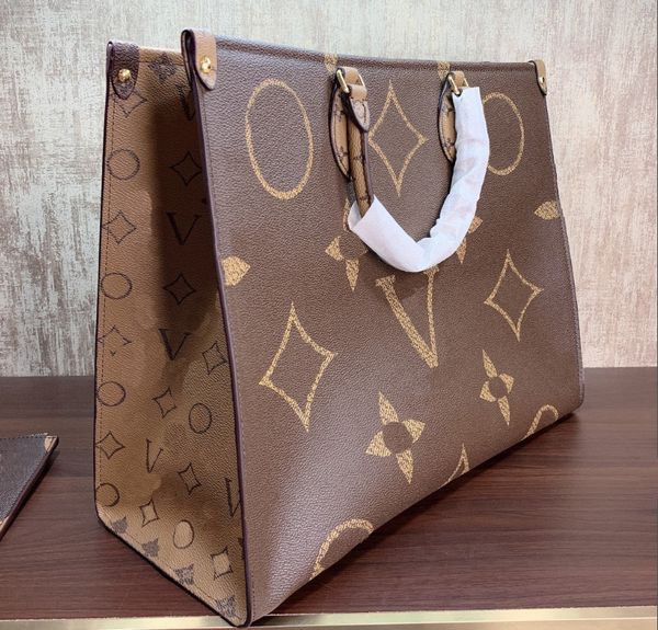tote large capacity handbag fashion bag women's leather designer shoulder bag designer bag women's bag embossed black flower handb
tote large capacity handbag fashion bag women's leather designer shoulder bag designer bag women's bag embossed black flower handb