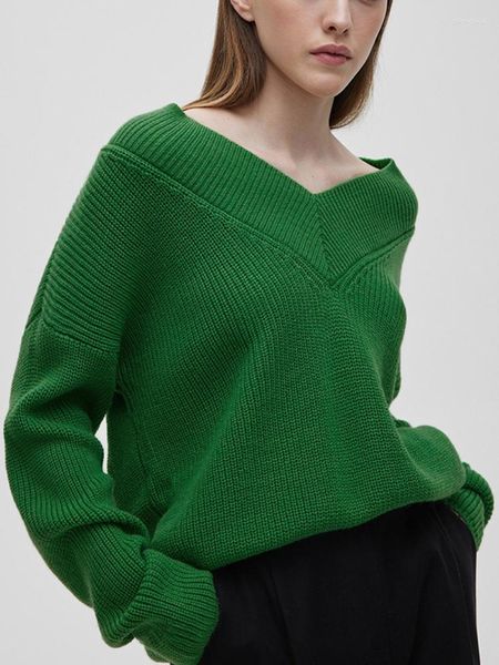women's sweaters sweater oversize v neck pullovers autumn knitted loose jumper long sleeve solid green fashion women 2023, White;black
women's sweaters sweater oversize v neck pullovers autumn knitted loose jumper long sleeve solid green fashion women 2023, White;black