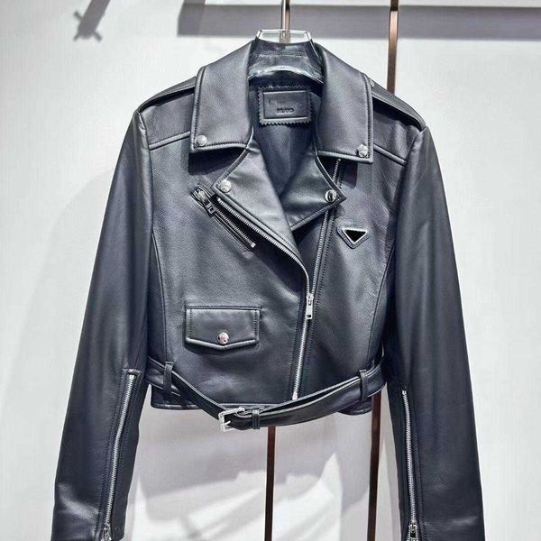 designer high-end women's jacket jacket jacket early autumn new short motorcycle jacket coat slim fit short flip collar design five met, Black
designer high-end women's jacket jacket jacket early autumn new short motorcycle jacket coat slim fit short flip collar design five met, Black