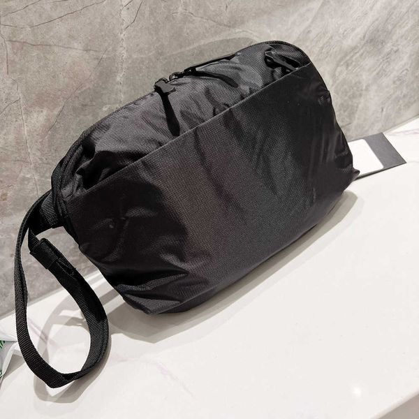 y072901 lightweight and casual solid color simple and fashionable commuter outdoor waistpack for men and women 230824
y072901 lightweight and casual solid color simple and fashionable commuter outdoor waistpack for men and women 230824