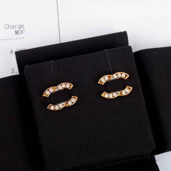 2022 charm stud earring with sparkly diamond in 18k gold plated for women wedding jewelry gift have box stamp ps7244249h, Golden
2022 charm stud earring with sparkly diamond in 18k gold plated for women wedding jewelry gift have box stamp ps7244249h, Golden