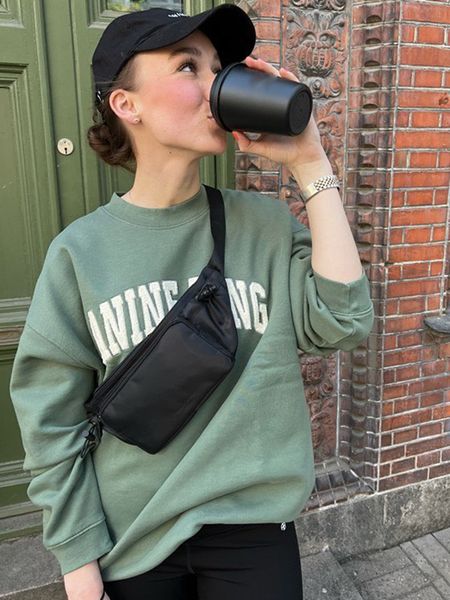 women blends jyate 2023 spring embroidery letter sweatshirts long sleeve o neck pullover loose casual high street sweatshirt 230823, Black
women blends jyate 2023 spring embroidery letter sweatshirts long sleeve o neck pullover loose casual high street sweatshirt 230823, Black