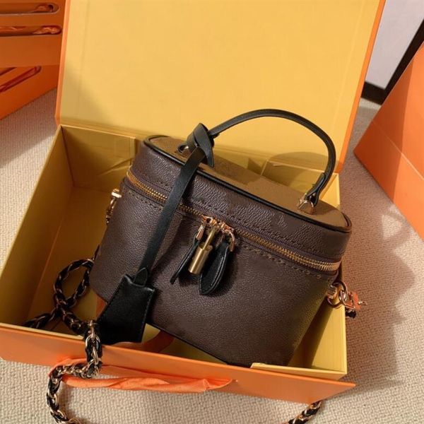 nice series women classic makeup case leather lady shoulder bag tote handbag presbyopic purse cosmetic bags236s
nice series women classic makeup case leather lady shoulder bag tote handbag presbyopic purse cosmetic bags236s