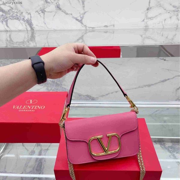 designer bags versatile 2023 purse french valentinoc luxury handbag stick bag classic women lady underarm loco shouldr evening handbags 20cm
designer bags versatile 2023 purse french valentinoc luxury handbag stick bag classic women lady underarm loco shouldr evening handbags 20cm