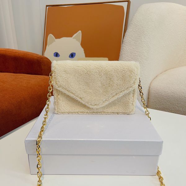 designer bag fashion handbags luxurys winter fashion fluffy flap shoulder bag metal chain gold silver genuine leather bag flip cover messeng
designer bag fashion handbags luxurys winter fashion fluffy flap shoulder bag metal chain gold silver genuine leather bag flip cover messeng
