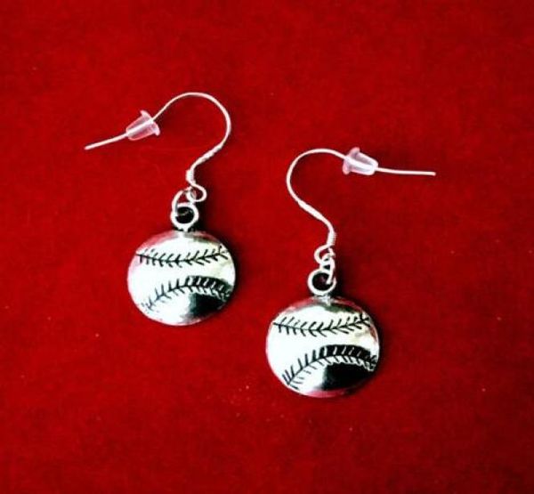 50pair angel baseball softball fleur de lis flower snowflake bat snowman 925 sterling silver dropdangle chandelier earrings woman8712704, Golden
50pair angel baseball softball fleur de lis flower snowflake bat snowman 925 sterling silver dropdangle chandelier earrings woman8712704, Golden