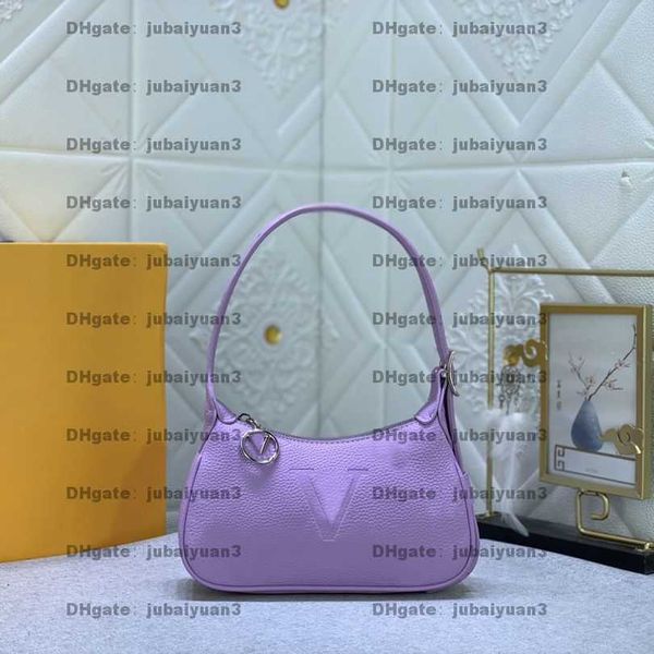 fashion designer shoulder bag luxury original single mini moon handbag m82391 m82487 m82425 m82426 classic embosed leather women crossbody b
fashion designer shoulder bag luxury original single mini moon handbag m82391 m82487 m82425 m82426 classic embosed leather women crossbody b