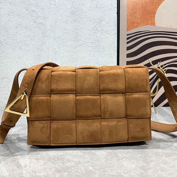 padded velvet pillow shoulder bag flap weave crossbody bags inside fashion letters golden hardware internal zipper pocket women handbag purs
padded velvet pillow shoulder bag flap weave crossbody bags inside fashion letters golden hardware internal zipper pocket women handbag purs