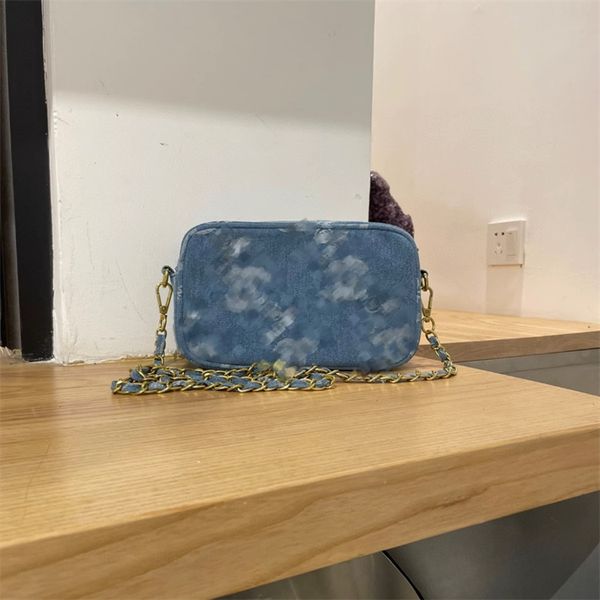 designer evening bags european and american cowboy small square bags makeup bag chain camera bags for women
designer evening bags european and american cowboy small square bags makeup bag chain camera bags for women