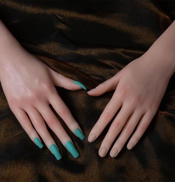 false nails train silicone practice hand mannequin bendable movable for acrylic fingers fake display hands9533985, Red;gold
false nails train silicone practice hand mannequin bendable movable for acrylic fingers fake display hands9533985, Red;gold