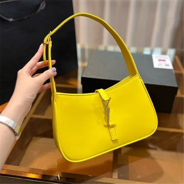 luxury cleo handbag bag underarm bag for women's men tote crossbody bag shoulder tote genuine leather hobo vagrant bag designer bag cro
luxury cleo handbag bag underarm bag for women's men tote crossbody bag shoulder tote genuine leather hobo vagrant bag designer bag cro