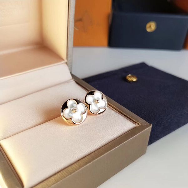 with box rose gold stud earring designer for women men luxury jewlery hoop stud earring old flower fashion earrings engagement ear stud, Golden;silver
with box rose gold stud earring designer for women men luxury jewlery hoop stud earring old flower fashion earrings engagement ear stud, Golden;silver