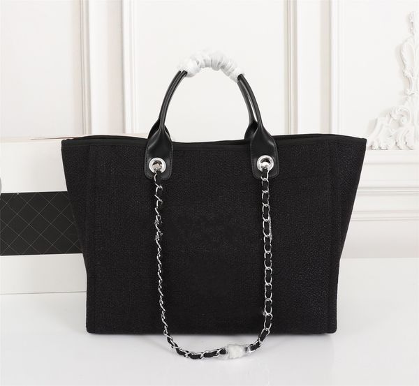 luxury designer bag metal chain shopping bag ladies simple vintage fashion premium printed bag travel shoulder bag tote bag
luxury designer bag metal chain shopping bag ladies simple vintage fashion premium printed bag travel shoulder bag tote bag