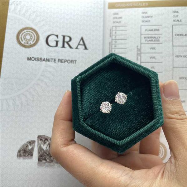 18k solid gold 5mm 1ct vvs round moissanite diamond stud earrings for men women, Golden
18k solid gold 5mm 1ct vvs round moissanite diamond stud earrings for men women, Golden