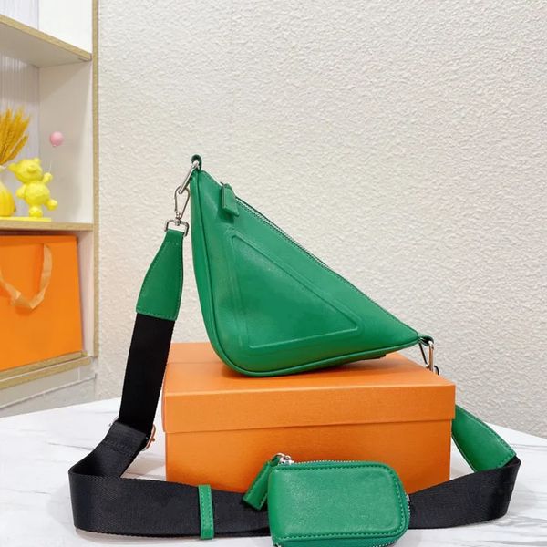 mens designer shoulder bags leather triangle pure color purse style two-in-one fashion messenger bag no38
mens designer shoulder bags leather triangle pure color purse style two-in-one fashion messenger bag no38